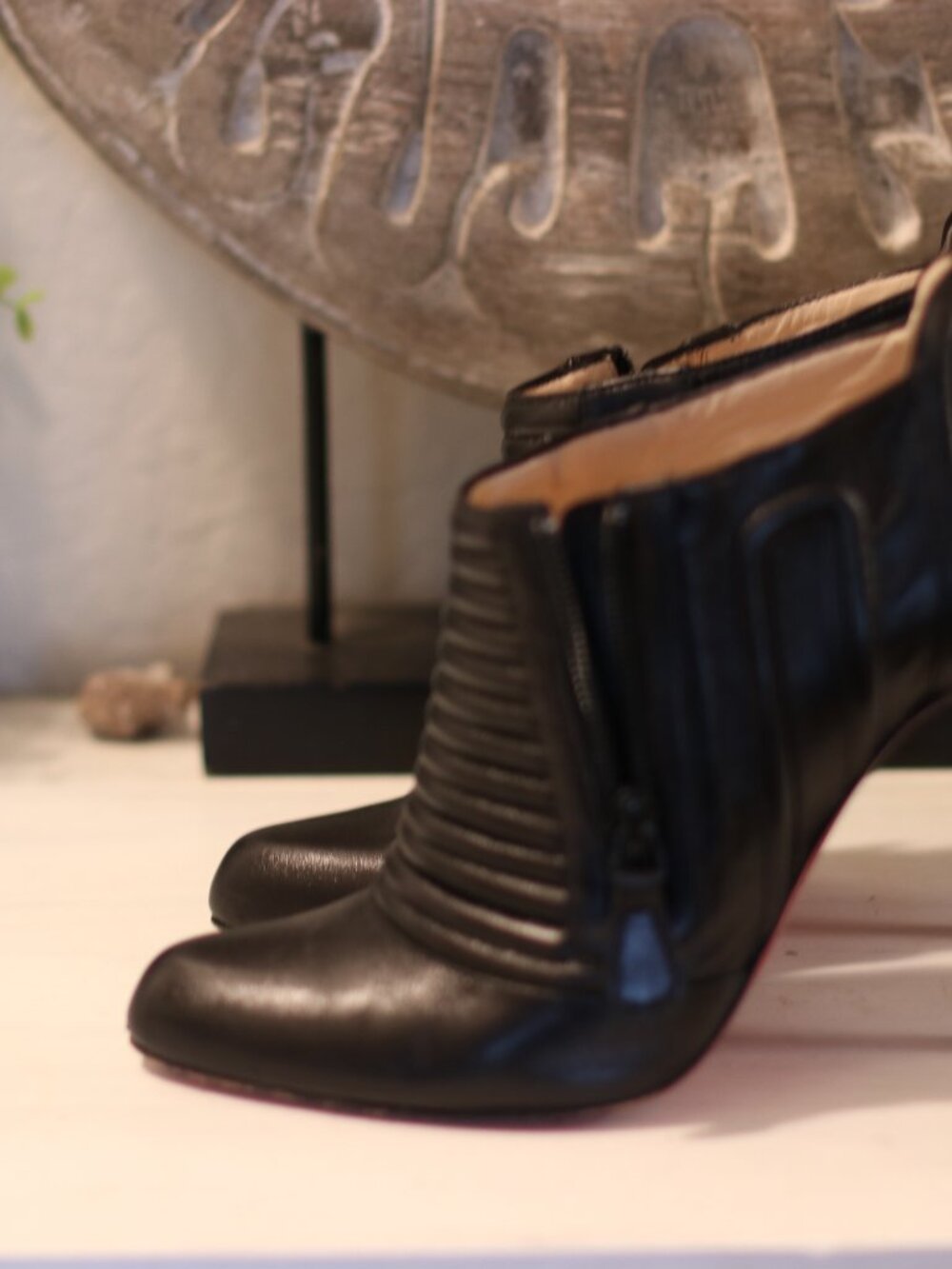 Christian Louboutin Black Ribbed Leather Ankle Boots Sz 38 - Picture 4 of 7